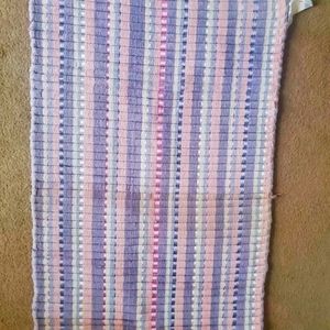 Pastel Woven Area Rug With Fringes 27" x 42"